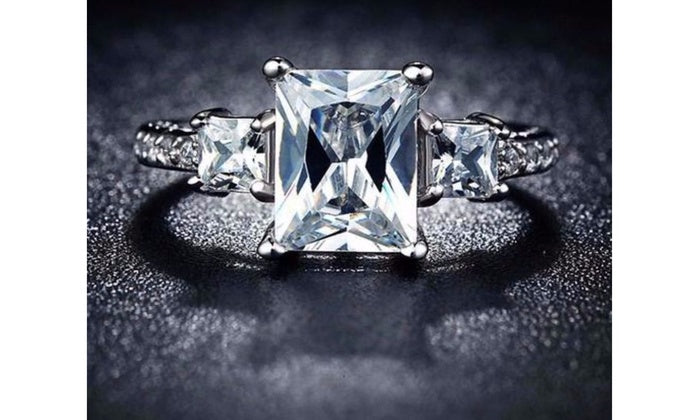 Emerald Cut Engagement Wedding Ring